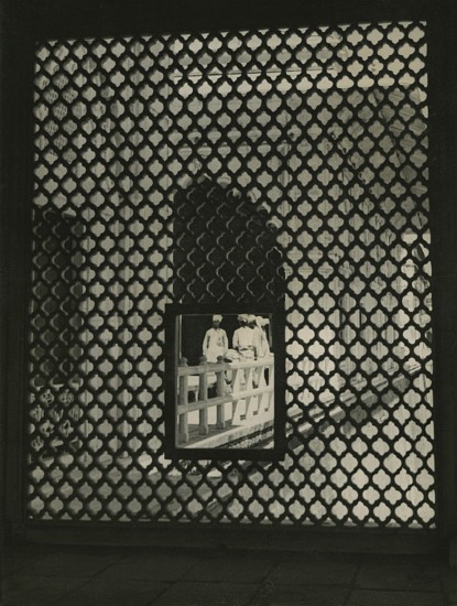 Ferenc Berko, Red Fort, Delhi, 1938
Vintage gelatin silver print, 6 1/2 x 4 5/8 in. (16.5 x 11.8 cm)
6916
Sold