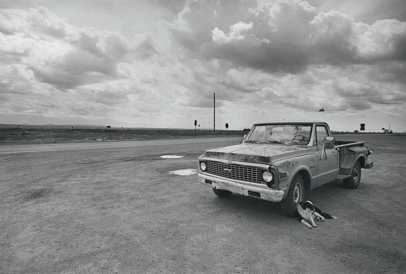 Roswell Angier, Outside Texas, New Mexico, 1978
Vintage gelatin silver print, 8 x 12 in. (20.3 x 30.5 cm)
1297
