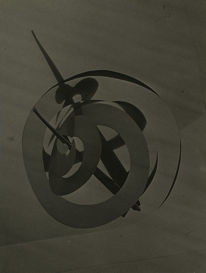 Henry Holmes Smith, Untitled, c. 1932
Vintage gelatin silver print, 6 5/16 x 4 3/4 in. (16 x 12.1 cm)
6982
$9,000