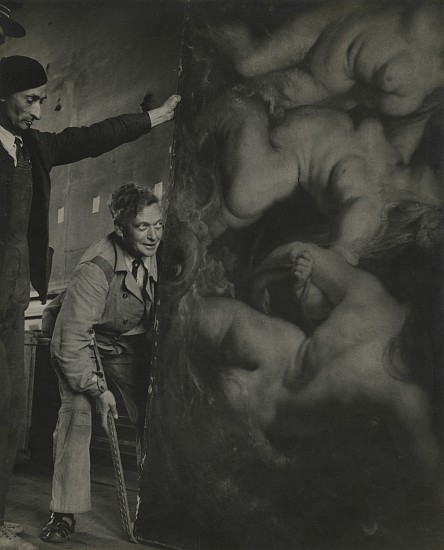Pierre Jahan, Musée du Louvre, 1939
Vintage gelatin silver print, 14 1/2 x 10 13/16 in. (36.8 x 27.5 cm)
Protection of the works at the Louvre Museum, Rubens
7910